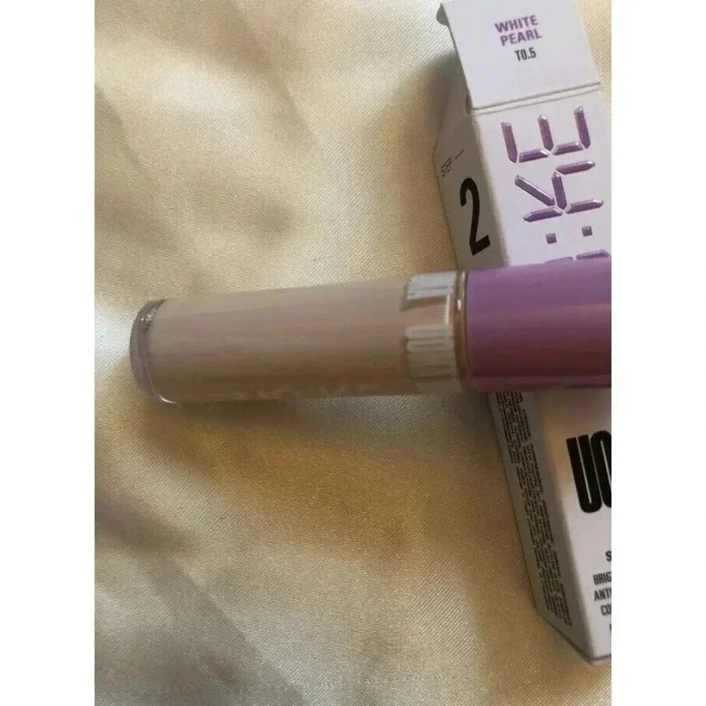 UOMA White Pearl 0.5, Beauty Stay Woke Brightening Concealer 5ml New In Box